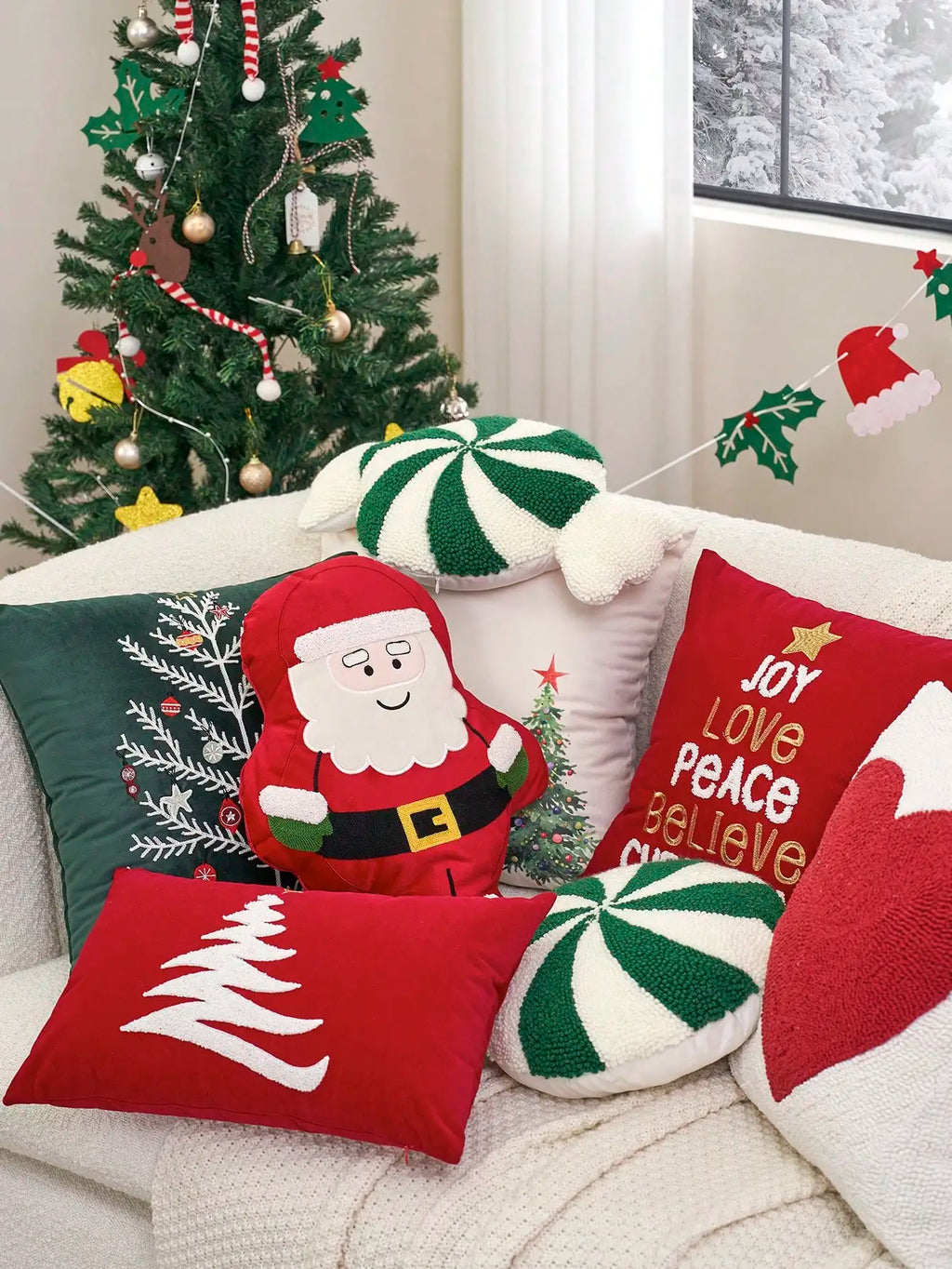 Christmas Round Throw Pillow